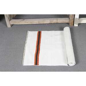 Tapis vintage 1,7 x 3,2 pieds, petit tapis turc, tapis en laine blanc et orange à motifs floraux - Product Image 5