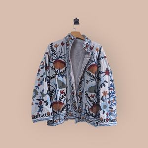 Veste indienne Suzani pour femmes Boho Chic matelassé brodé Kantha Coat Ethnic Style Outerwear - Product Image 5