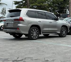 UTILISÉ RHD/LHD 2018 Le-xus LX 570 DIY OEM 3 ans de garantie Origine France - Product Image 2