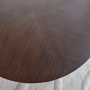 Sleek Round Gold Cylindrical Table Crafted For Living Rooms Bedrooms And Decorative <b>Corners</b> With Timeless Appeal - Product Image 4