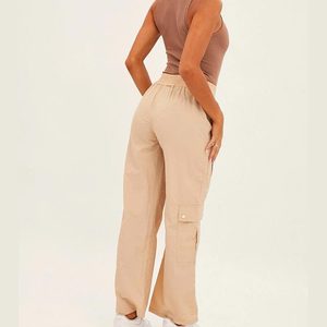 Pantalon Cargo Premium pour femmes avec logo personnalisé Style taille moyenne tissu de toile de couleur unie pour le Style Streetwear d'été - Product Image 2