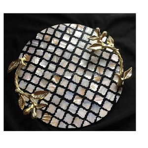 Plateau de service en résine durable vintage avec poignée en forme de feuille incrustée de nacre pour les collations à café Resorts à usage décoratif - Product Image 4