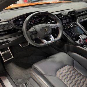 Lamborghini Urus S AWD, best-seller des ventes en 2024 - Product Image 3