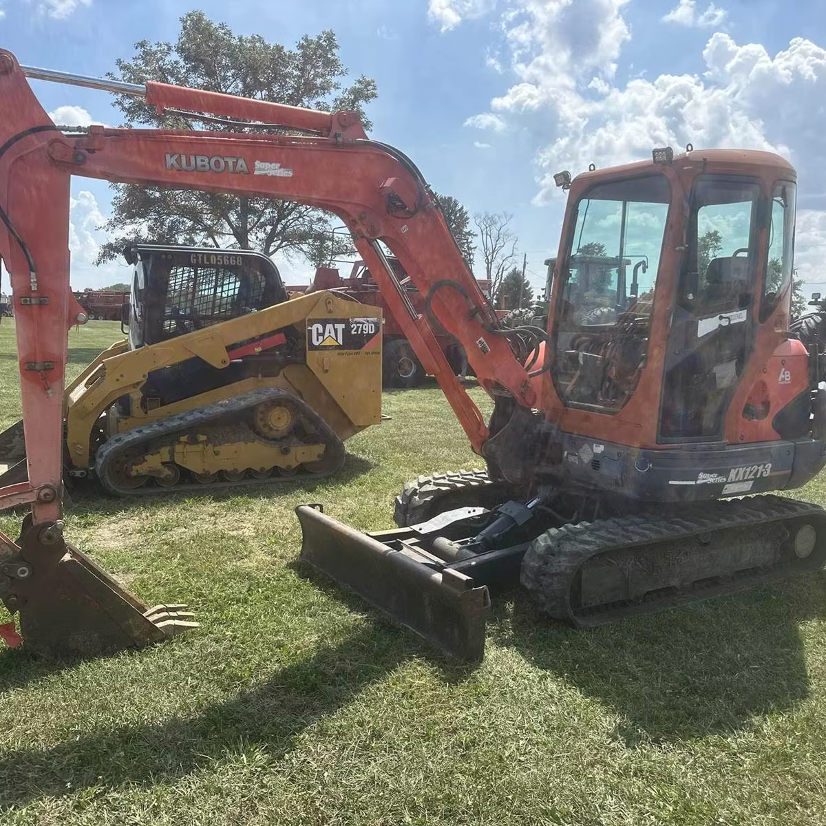 Kubota-KX121-3-Mini-Excavator-