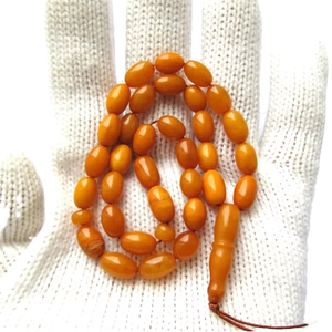 Chapelet de prière islamique en résine rouge ovale, 100 perles, perles de méditation, agate, Tasbih musulman, artisanat en résine - Product Image 1