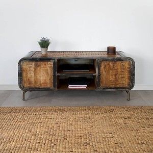 ตู้วางทีวีสไตล์อินดัสเทรียลทันสมัย ขนาด 150 ซม. ทำจากไม้ สำหรับห้องนั่งเล่น โรงแรม ห้องนอน อพาร์ทเมนต์ สำนักงาน อาคาร - ดีไซน์แมนเชสเตอร์ - Product Image 1