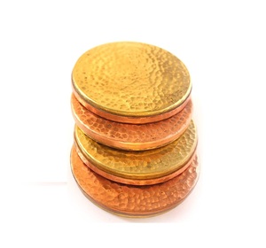 Round Shape Metal Brass Coaster for Restaurant Hotel Events in Durable Quality with Shinning Finish Metal Coaster in Wholesale - Product Image 5
