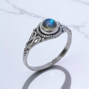 Bague en argent sterling 925 avec améthyste et labradorite, design vintage, bijoux fins, pierre précieuse de guérison, bague en argent antique pour femmes - Product Image 2