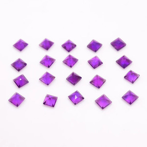 Amatista púrpura Piedra facetada Forma cuadrada Amatista Fabricación de joyas Suministro a granel Gemas de corte de amatista - Product Image 3