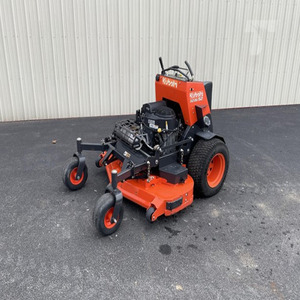Tondeuse autoportée commerciale Kubota SZ26-52, moteur Kawasaki EFI 26 CV, tondeuse hydrostatique à braquage zéro 52 pouces à vendre - Product Image 1