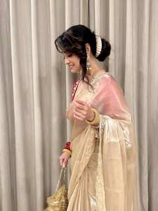 Découvrez la nouvelle collection de saris en soie faits à la main, une création élégante, une pure élégance, une grâce moderne, un charme festif/de soirée, Bollywood. - Product Image 2