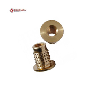 Inserts d'expansion à plusieurs têtes en laiton sur mesure, à pointe barbelée, conçus avec précision pour des applications de maintien robuste - Product Image 5