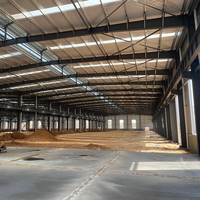 Almacén de almacenamiento de construcción de acero prefabricado Panel de cielo Marco de acero Cobertizos prefabricados Almacenamiento impermeable Acero H Beam
