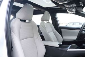 รถใหม่เอี่ยม ไมล์ 0 กม./ชม. ราคาคุ้มค่า ปี 2024 สีเทา TY - BZ4X 615 Max FWD Luxury SUV ไฟฟ้า พร้อมส่ง - Product Image 4