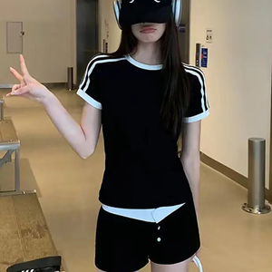 Top corto transpirable de manga rayada, camisetas Ringer, camisetas Ringer de dos tonos para mujer, camisetas Ringer personalizadas directas de fábrica - Product Image 2