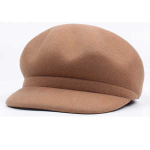 หมวกเบเร่ต์ขนแกะแบบเรียบมีสไตล์ผ้าเรียบสวมใส่สบายปรับขนาดได้และสีสำหรับใช้ในพิธีการ - Product Image 3