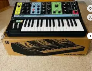 Ventes chaudes pour les synthétiseurs modulaires Grandmother - Product Image 1