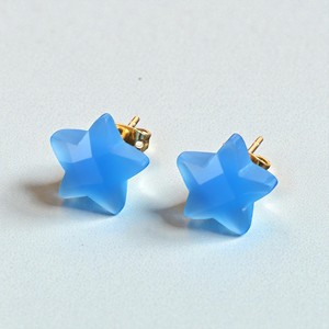 Pendientes de Estrella de Calcedonia Azul Cielo de 10 mm - Pendientes de Plata 925 con Piedras Preciosas Hechos a Mano - Product Image 1