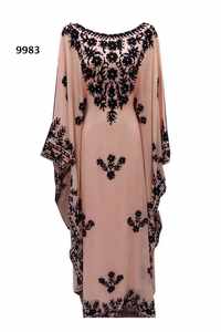 Dubai Farasha Kaftan 2024 Beau Caftan musulman traditionnel rouge avec perles de pierre Travail à la main Design marocain Robe en tissu - Product Image 3