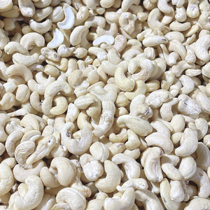 Trusted Supplier Santigo Viet Nam WW320 Cashew 10Kg Cashew <b>Nuts</b> From Vietnam W320 From Santigo Vietnam - Product Image 1