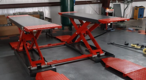 Approvisionnement optimal pour un ensemble de pont élévateur à quatre poteaux et d'alignement des roues, comprenant un pont élévateur hydraulique à quatre poteaux à 3 niveaux. - Product Image 4