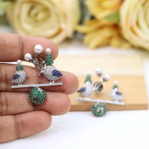 ต่างหูเงินชุบคุณภาพดี ดีไซน์ทันสมัย ประดับด้วยเพชร CZ เหมาะสำหรับงานแต่งงานและงานปาร์ตี้ สำหรับผู้หญิงและเด็กผู้หญิง - Product Image 2