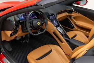 ZFF09RPA7T0326098 รถสปอร์ตหรูแบบเปิดประทุน ขับเคลื่อนล้อหลัง เครื่องยนต์ 3.9 ลิตร ทวินเทอร์โบ V8 612 แรงม้า แรงบิด 760 นิวตันเมตร ความเร็วสูงสุด 320 กม./ชม. ภายในระดับพรีเมียม - Product Image 3