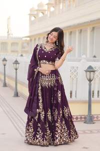 Excellente qualité fil lourd broderie fête porter Lehenga Choli avec fantaisie Dupatta élégant indien vêtements ethniques - Product Image 3