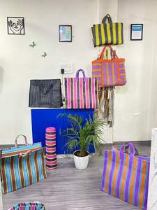 Bolsas de compras a rayas de PP tejidas ecológicas, reutilizables, sostenibles, recicladas, de nailon, polipropileno, plástico, hecho en telar manual India, a granel - Product Image 3