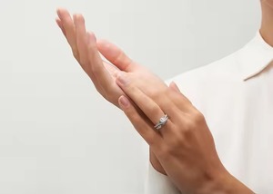 แหวนเพชรโมอิสซาไนท์ประดับเพชรเม็ดเดี่ยวสีขาว1.00CT ทอง14K เครื่องประดับสำหรับงานแต่งงานที่หรูหราและไม่เหมือนใครชุบโรเดียมสำหรับผู้หญิง - Product Image 6