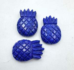 Pierre précieuse de qualité AAA en forme d'ananas bleu naturel, sculptée à la main, avec jeu de couleurs pour la fabrication de bijoux, taille 30 mm - Product Image 3