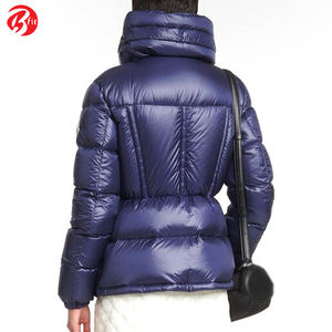 Chaqueta acolchada transpirable acolchada para mujer, impermeable, ligera, empacable, estilo de invierno, chaqueta acolchada de burbujas para mujer - Product Image 3