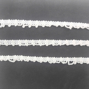 ลูกไม้สีขาวเรียบง่ายเป็นมิตรกับสิ่งแวดล้อม ทำจากโพลีเอสเตอร์ 100% กว้าง 1 ซม. สำหรับตกแต่งขอบชุดและของขวัญ - Product Image 3