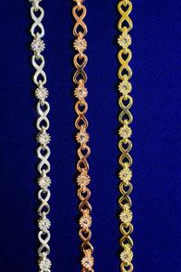 กำไลข้อมือเทนนิสทรงอินฟินิตี้ประดับมอสซาไนต์ เงินแท้ 925 ชุบทองคำสีเหลืองและสีโรสโกลด์ ของขวัญเครื่องประดับสำหรับใส่ทุกวัน - Product Image 5