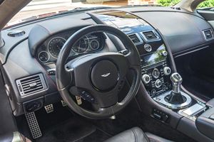 Excellent état, Aston Martin V12 Vantage d'occasion de 2011 - Product Image 1