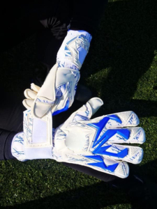 Guantes de portero de fútbol profesional para adultos jóvenes nuevo diseño de moda antideslizante Material de cuero látex de contacto alemán - Product Image 2