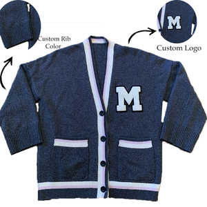 เสื้อคาร์ดิแกนถักแบบลำลองสำหรับฤดูใบไม้ร่วง/ฤดูหนาวปักกระดุมด้านหน้าดีไซน์ตัวอักษรสำหรับทุกเพศ - Product Image 1