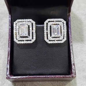 Pendiente de plata esterlina con forma de Esmeralda blanca, hermoso pendiente, joyería personalizada, pendientes de araña, regalo para mujer - Product Image 1