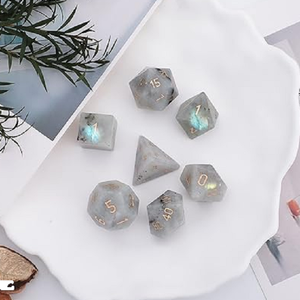 Dados de piedra de alta calidad, piedra lunar arcoíris, cristal natural, piedras preciosas curativas de reiki, piedra grabada, juego de dados personalizados, cristal vikingo - Product Image 4