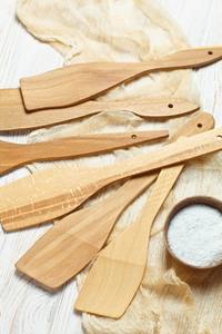 Ensemble de couverts indiens faits à la main en bois de teck sculpté à la main, cuillère en bois de teck, acier miroir - Product Image 6