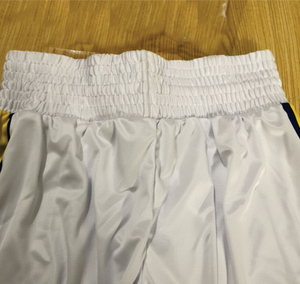 Shorts de rugby personnalisés imprimés par sublimation, camouflage rose à rayures, avec poches - Product Image 4