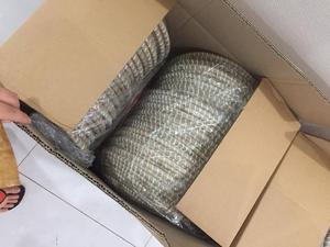 Cesta colgante de pared artesanal de bambú y algas marinas para interiores bohemios modernos - Product Image 4