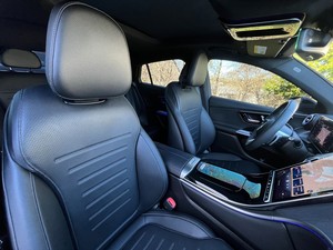 Magnifique Mercedes-Benz GLC Coupé 4MATIC, transmission automatique, sièges en cuir - Product Image 4