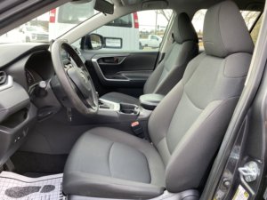 Toyota RAV4 LE 2021 Usado en Buen Estado - Product Image 4