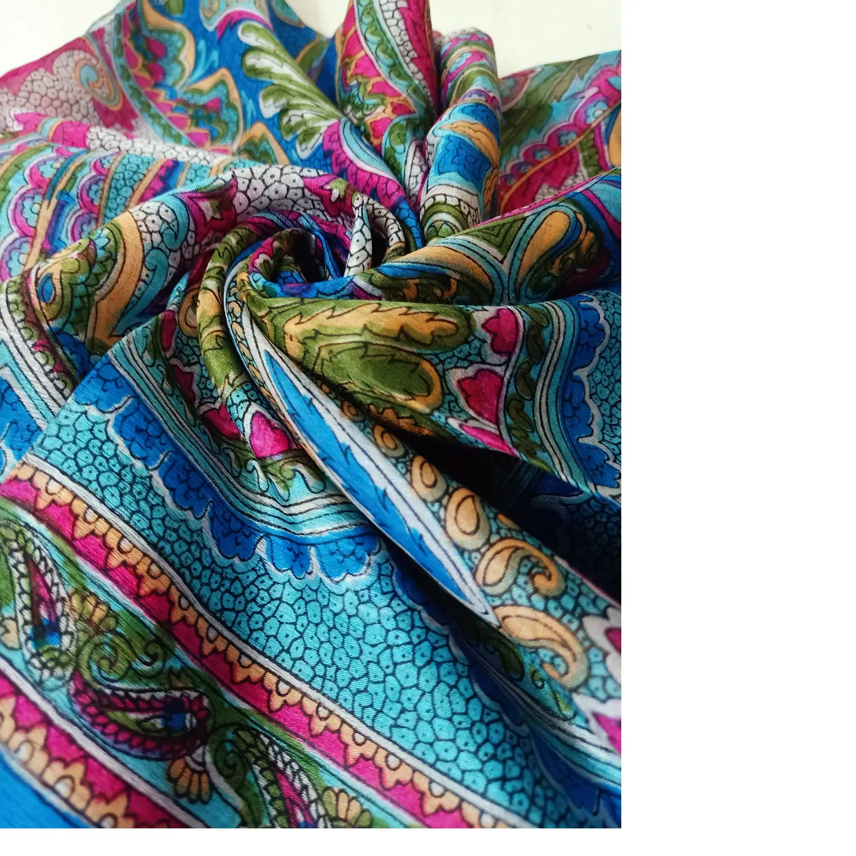 Pañuelos multicolores con estampado de pantalla de seda, bufandas en varios tamaños con estampados indios intrauditivos, ideal para reventa