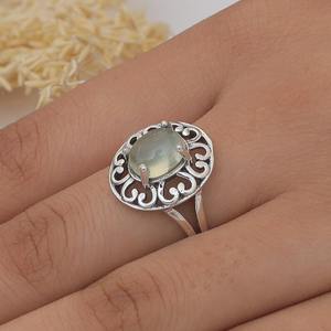 Anillo de Bodas de diseñador estampado 925 hecho a mano Plata de Ley 925 Piedra preciosa de Prehnita natural Corte ovalado de la mejor calidad para fiestas - Product Image 2