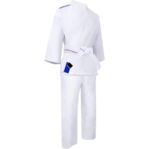 Kimono de karaté personnalisé avec logo pour les professionnels des arts martiaux, uniforme en coton renforcé, construction respirante et légère, sur mesure - Product Image 3