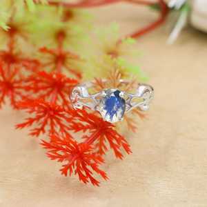 แหวนพลอยมูนสโตนสำหรับผู้หญิงแหวนเงินสเตอร์ลิง925แฮนด์เมดแหวนมูนสโตนธรรมชาติ - Product Image 3