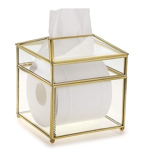 Porte-papier de soie carré en laiton et verre aspect royal pour la maison salon boîte à mouchoirs décorative en or fini - Product Image 3