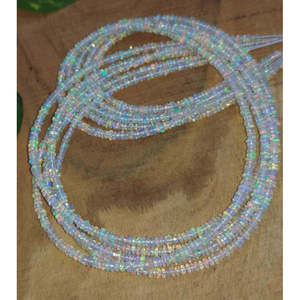 Bijoux artisanaux éthiopiens en opale de feu Welo, perles rondes lisses, perles naturelles en vrac, cadeau - Product Image 1